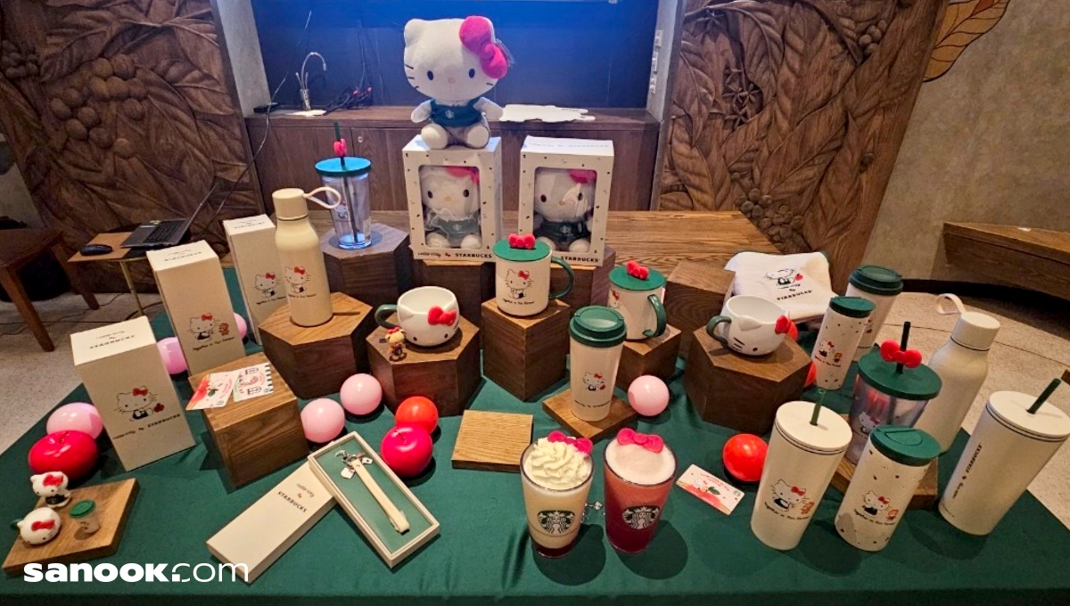 รีวิวเครื่องดื่มรสแอปเปิ้ลและคอลเลกชันสุดคิวท์จาก Hello Kitty | Starbucks