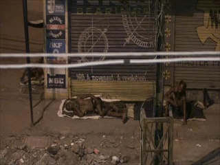 เจโอ๋เวสป้าผจญภัย-คนนอนข้างถนน