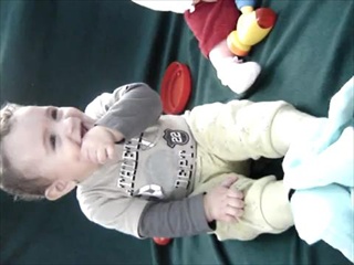 Tente nao rir _ try not to laugh  by sia.co.th