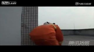 ผู้ชายจีนโดดตึกหวังฆ่าตัวตายเพราะไม่มีเงินชำระหนี้