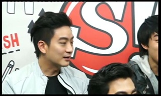 Sanook live chat - นักแสดงซีรี่ย์ Forward 3/5