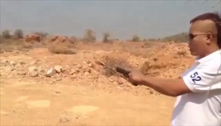 หนุ่มอัดคลิปยิงปืน รณรงค์เลือกตั้ง 2 ก.พ.