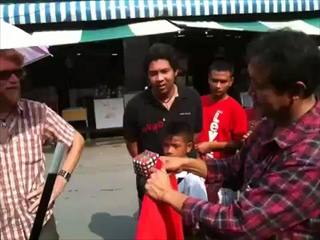 ‪ดึงกางเกงในฝรั่ง‬‏