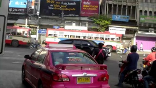 พามาร้าน อ.สมศักดิ์