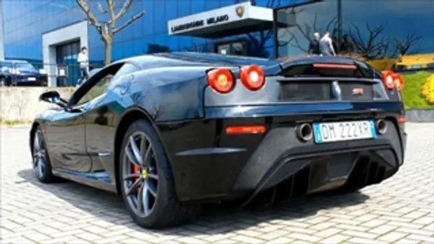 Ferrari Vs. Lamborghini Revs and Sound  by sia.co.th
