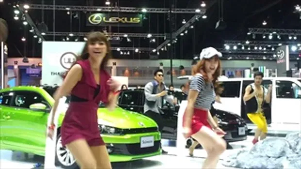 motor expo2012 -  pretty dance volkswagen