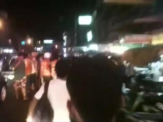 แท่งกันหน้าตลาดอุดมสุข