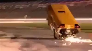 รถรับ-ส่งนักเรียน แถวบ้าน