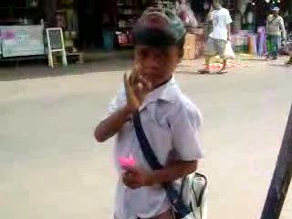 น้องปลานิลเล่นมายากล อ.สมศักดิ์