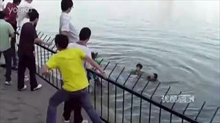 เพื่อนจมน้ำหายต่อหน้า คลิปที่ฮือฮามากในจีน