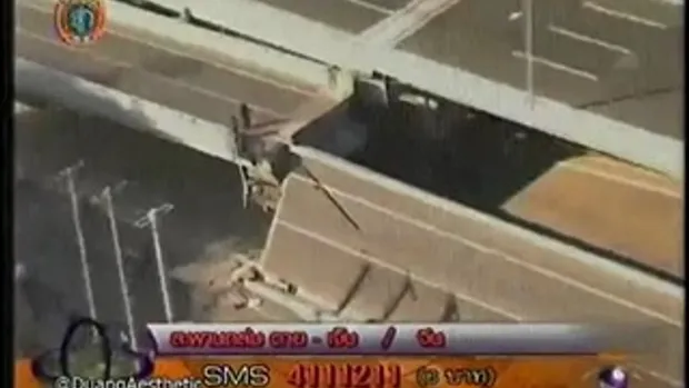 สะพานถล่มในจีน ตาย 3 เจ็บ 5 คน