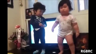 ทารกเต้นบอยแบนด์