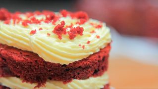 Sanook Good Stuff : สูตร Red Velvet Cakes เค้กกำมะหยี่สีแดงสุดฮอต