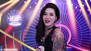 งงไปหมด!! เบนซ์ ร่างสาว แต่เสียงหล่อ : ร้องแลก แจกเงิน