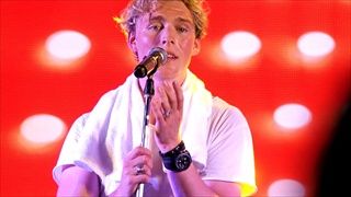 Christopher - Naked [Acoustic version] (Live in Bangkok @GROOVE CTW)