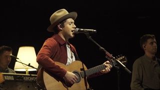 Niall Horan - This Town (Live in Singapore 070717)