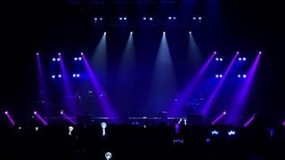 เป๊ก ผลิตโชค – โทษที่เอาแต่ใจ (ALL 4 ONE Live in Bangkok 2017)