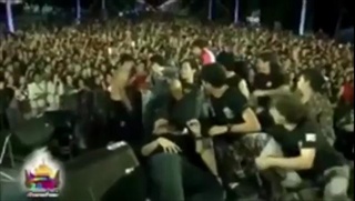 วินาที! โตโน่ ลื่นตกเวที