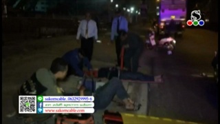 Sakorn News : รถจักรยานยนต์ชนเสาป้ายโฆษณาเจ็บ 2 ราย