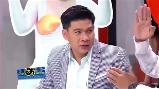 มาดู-พี่สมจิตร-เขานั่งเล่าเรื่องตลกให้ฟังกัน