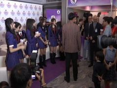 นายกฯ โชว์เต้น ท่า "โอนิกิริ" สาว BNK 48