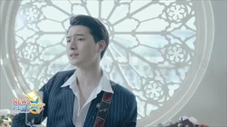 ประตูอากาศและวันดีดี ซิงเกิลเดี่ยวเพลงแรกในชีวิตของคริส พีรวัส