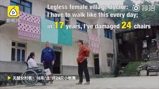 แพทย์สาวไร้ขา “เดินด้วยมือ” รักษาชาวบ้านชนบท 17 ปี ชะตากลั่นแกล้ง ป่วยโรคร้าย