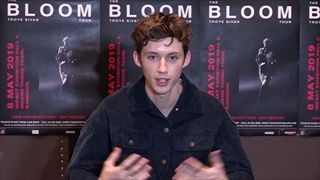 สัมภาษณ์ก่อนคอนเสิร์ต TROYE SIVAN THE BLOOM TOUR BANGKOK 2019