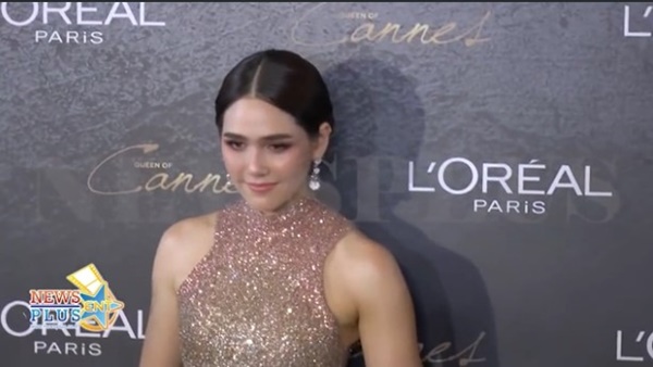 ซูมตาแตก! ชมพู่ อารยา คริส หอวัง สะพรึงในความสวยกลางงานอีเวนต์