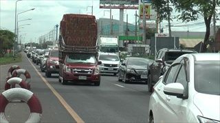 ถนนมิตรภาพติดหนึบ หลังประชาชนแห่กลับภูมิลำเนาในวันหยุดยาว