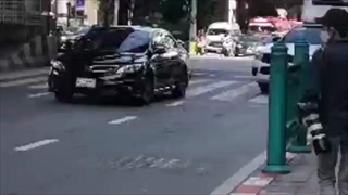 คึกคัก!! ม็อบทยอยชุมนุมราชประสงค์-ตร.ตั้ง กอร.ฉ. ดู