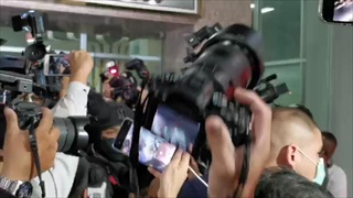 คลิปนาที “ผู้กำกับโจ้” ถูกจับ คดีถุงดำคลุมหัวฆ่าผู้ต้องหา