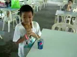 น้องเก้าเล่นมายากล อ.สมศักดิ์