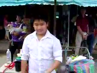 กลงอช้อน  น้องไอซ์+กำปั้น อ.สมศักดิ์