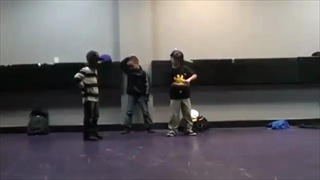 Hip hop รุ่นจิ๋ว ลีลาเจ๋งไม่แพ้ผู้ใหญ่