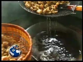 กินอยู่คือ - แคบหมู จากแดนไกล  2/4