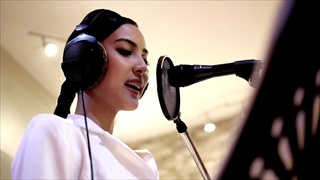 อ๊ะ โอ๊ะ อ๊าวว!! กรีน S1 เปลี่ยนหน้าลูบเป้าโชว์ เป็นไมเคิล แจ็คสัน Bad