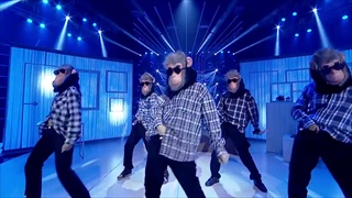 เปลี่ยนหน้าท้าโชว์ 25 มิ.ย. 59 S6 ต้นหอม = Bruno Mars - The Lazy Song