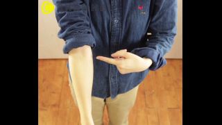 วิธีพับแขนสื้อตอนทำงานบ้าน (Folding long sleeves)