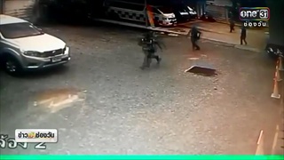 ไล่จับชายหนีจากรพ.หลังประสบอุบัติเหตุ พบในรถมียาบ้า | ข่าวช่องวัน | ช่อง one31