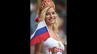 "ดาวโป๊แฟนบอลรัสเซียคนดัง" พลาดเชียร์ทีมรักในศึกยูโร 2020