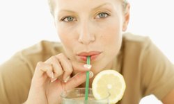 3 สิ่งที่ควรเติมในน้ำเปล่าดื่มเป็นประจำ ช่วยปรับระบบย่อยอาหาร ลดน้ำหนักได้เวิร์ก