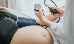 6 สาเหตุที่ทำให้เลือดออกขณะตั้งครรภ์ เรื่องสำคัญที่คุณแม่มือใหม่ควรรู้