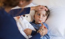 9 โรคฮิตที่เกิดขึ้นในเด็ก และอาการที่พ่อแม่ต้องหมั่นสังเกต