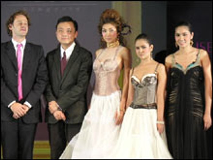 "วาลีเซียร์" (VALISERE) ฉลองเปิดตัวในเมืองไทย