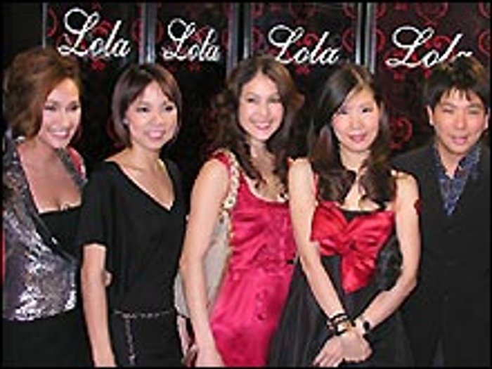 เปิดตัวเครื่องสำอางโลล่า LOLA