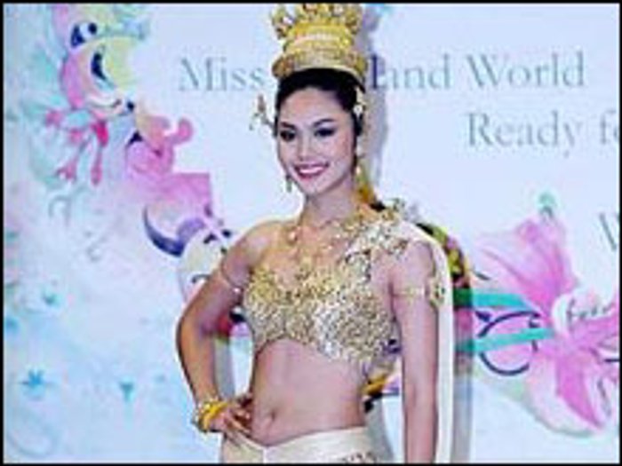 เชอร์รี่ พร้อมบุก ชิงมงกุฎมิสเวิลด์ 2006