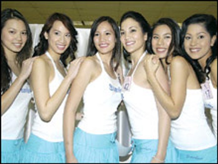 คัดตัว44 สาว เข้าประกวดมิสไทยแลนด์ยูนิเวิร์ส 2006