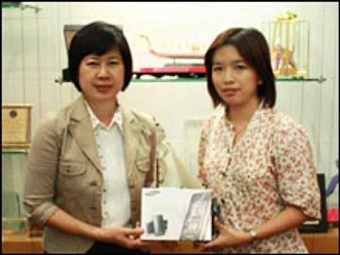 Olay แจกรางวัลผู้ชนะการแข่งขัน ลดเลือนริ้วลอย