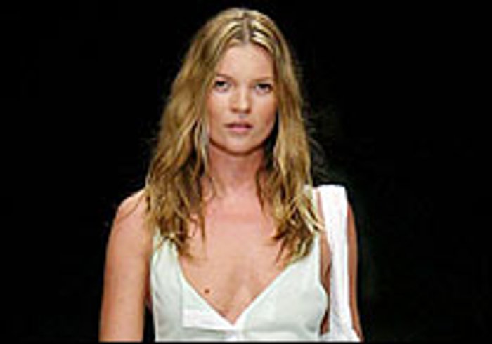 Burberry : Spring 2004 (women)